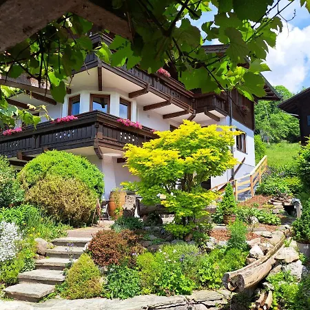Rosi'S Guest house *